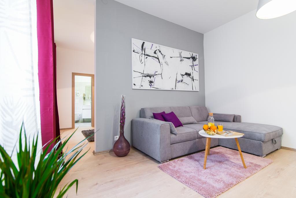 Polai Center Apartments Екстериор снимка